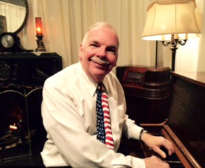 Ron Selle at the piano